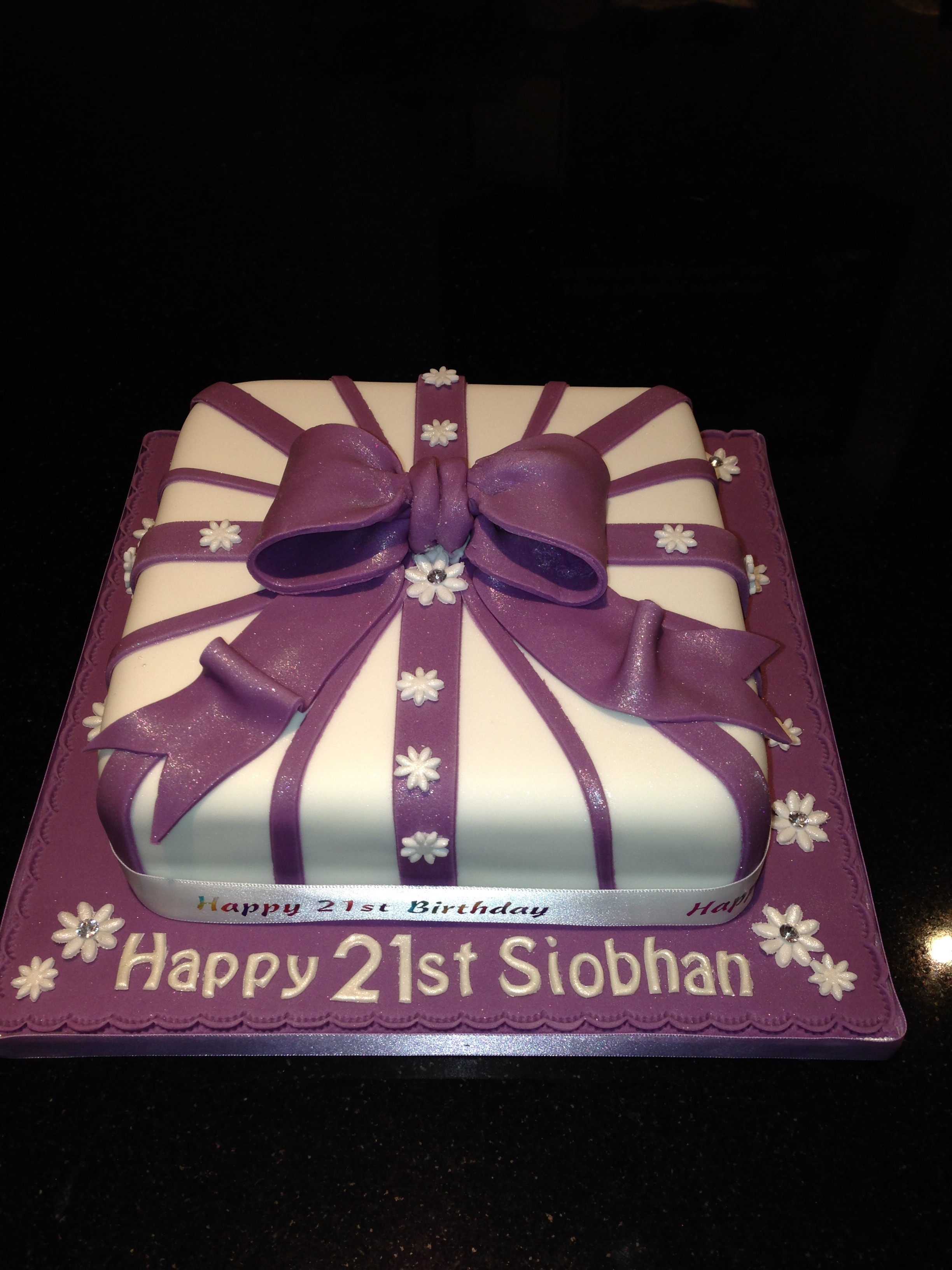 21st gift cake